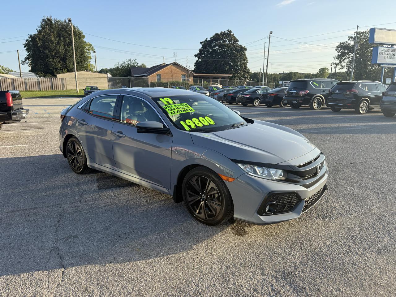 honda civic hatchback 2019 SHHFK7H84KU207209 image honda civic hatchback 2019 SHHFK7H84KU207209 image